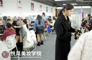 零基础学习化妆的8个化妆技巧