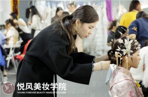 去哪里学彩妆比较好才是决定着以后找工作如何